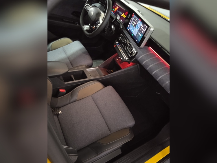 RENAULT R5 E-TECH ELÉCTRICO TECHNO 150CV foto 10